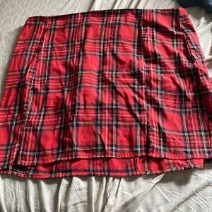 Mid length skirt